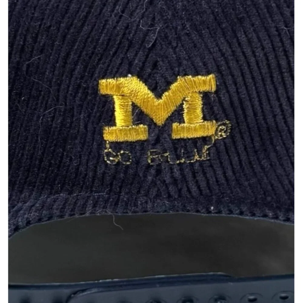 Vintage University Of Michigan Wolverines Corduroy Hat SnapBack Embroidered Blue - Picture 12 of 12